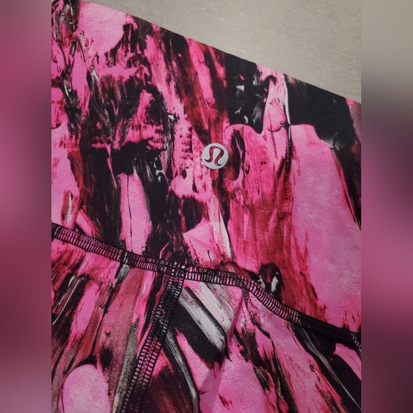 NWOT Lululemon Wunder Train High-Rise Crop 19". Incentive Refresh Multi. 6. - Picture 8 of 13